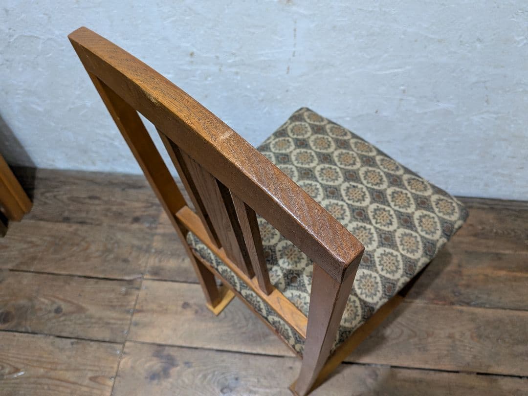 1118 ヴィンテージ　当時物　木製チェア　椅子　イス　レトロ　古家具　カフェ