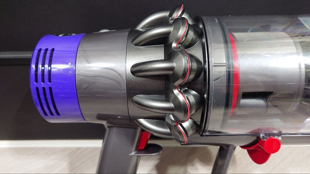 ②ダイソン dyson V10 SV12 本体のみ エコモード58分