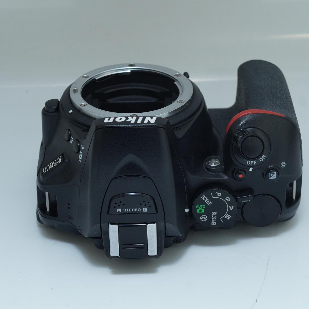 スマホに自動転送Nikon D5600レンズセット