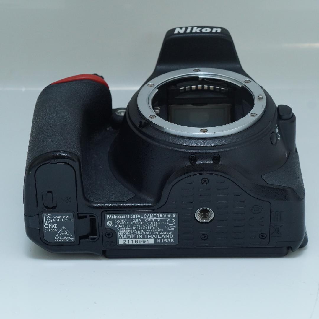 スマホに自動転送Nikon D5600レンズセット
