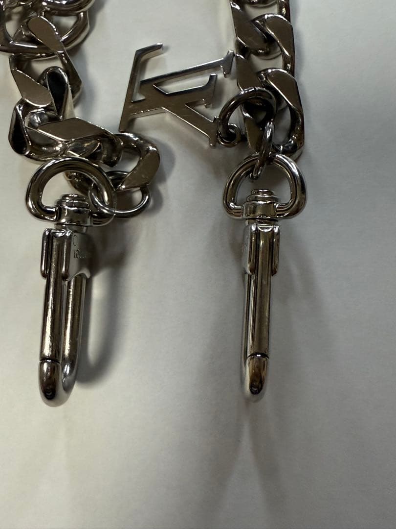 ルイヴィトン バッグチャーム モノグラム ジャイアント チェーン キーリング