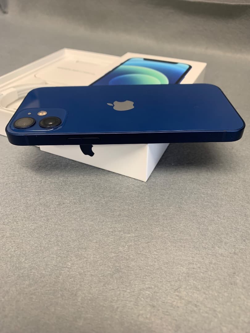 美品　国内版　SIMフリー　iPhone12 mini 128GB ブルー色