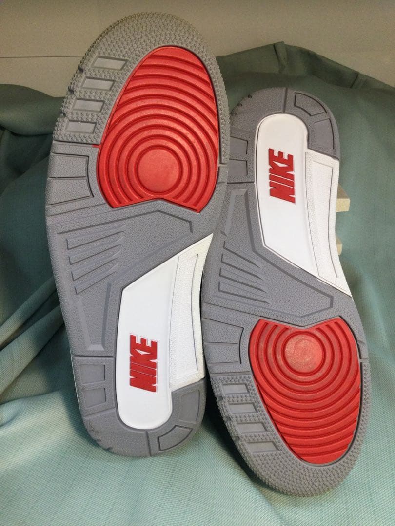 メンズ　バスケボールシューズ　AIR JODAN 3RETRO By NIKE