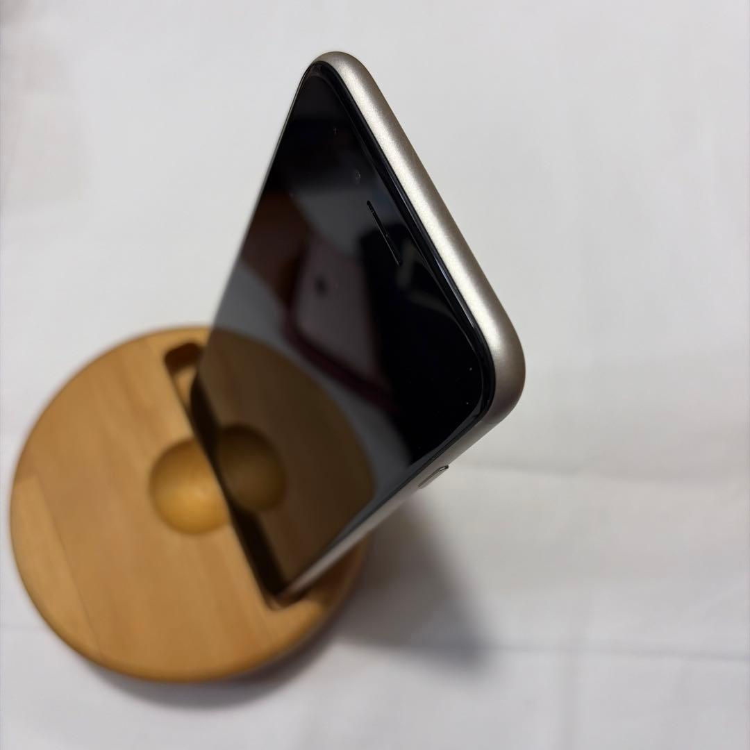 スマートフォン本体 iphone SE3 64G