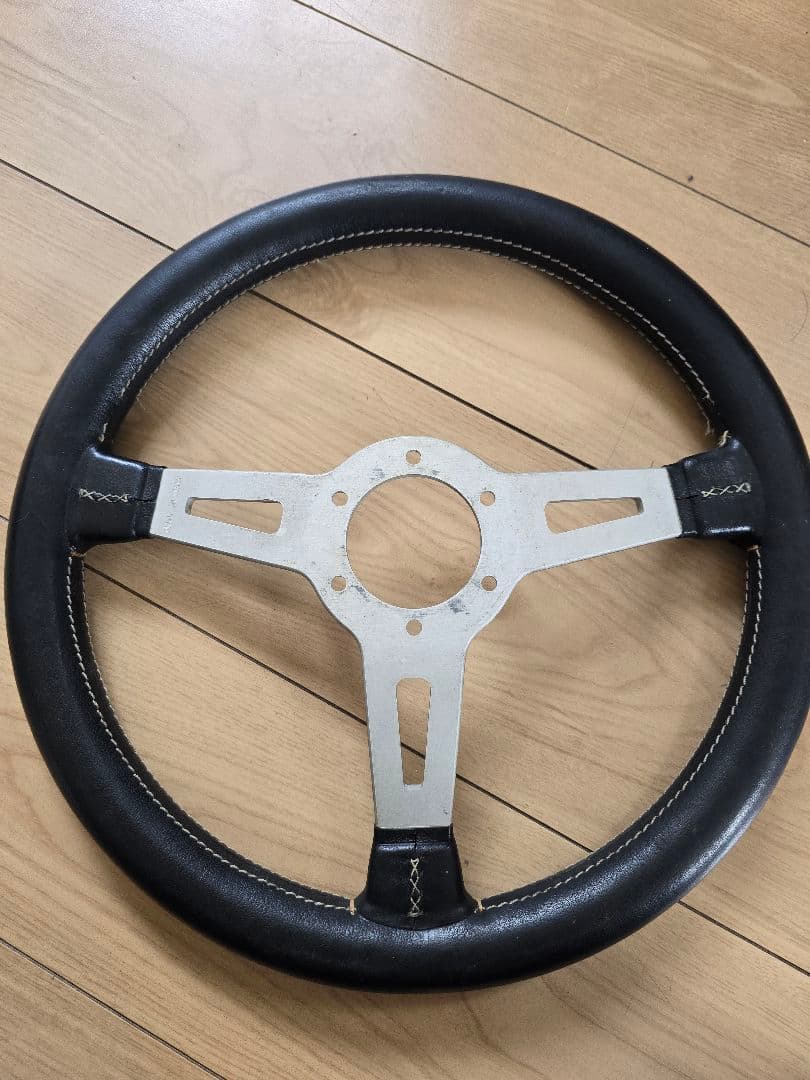 ABARTH 旧車ステアリング 本体　イタリア製