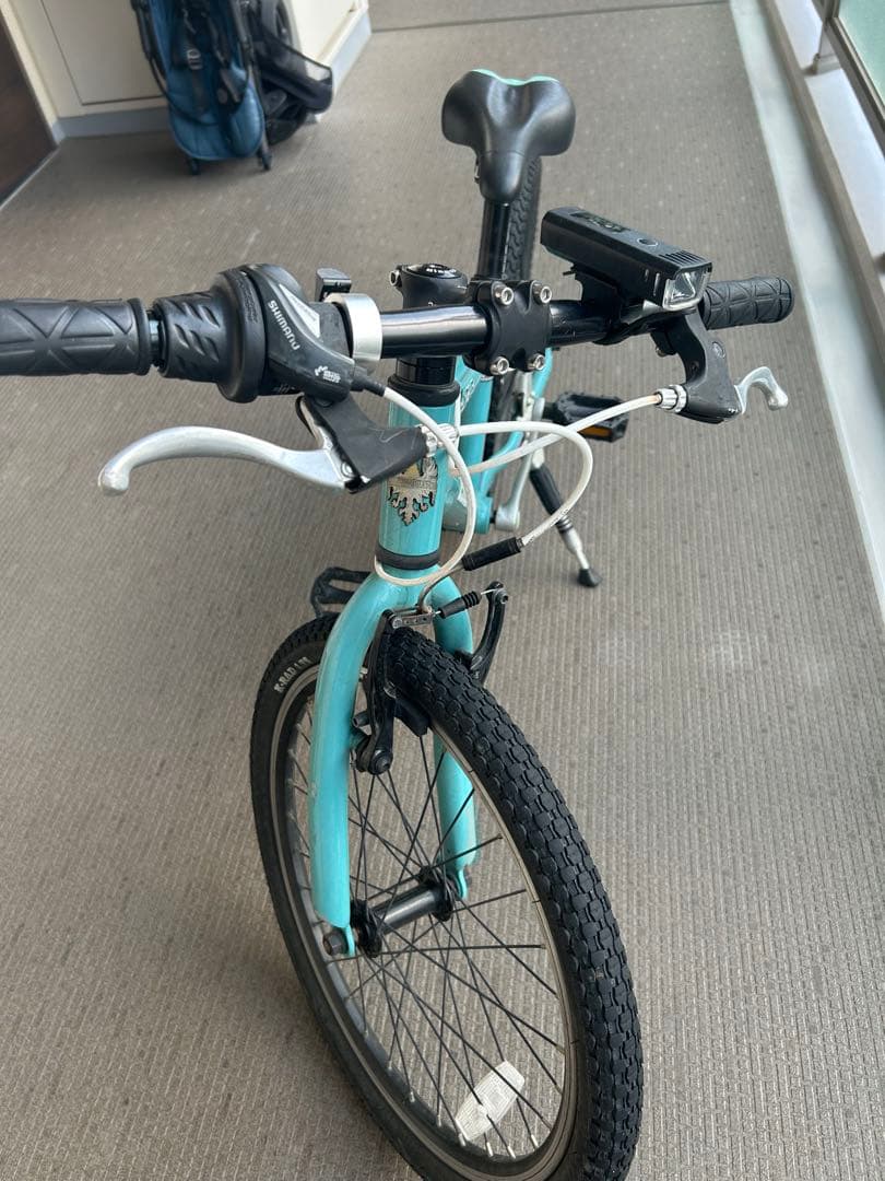 Bianchi Eagle 20インチ キッズ自転車 水色