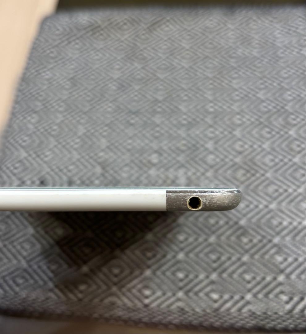 かず　Apple iPad Air 2 128GB シルバー