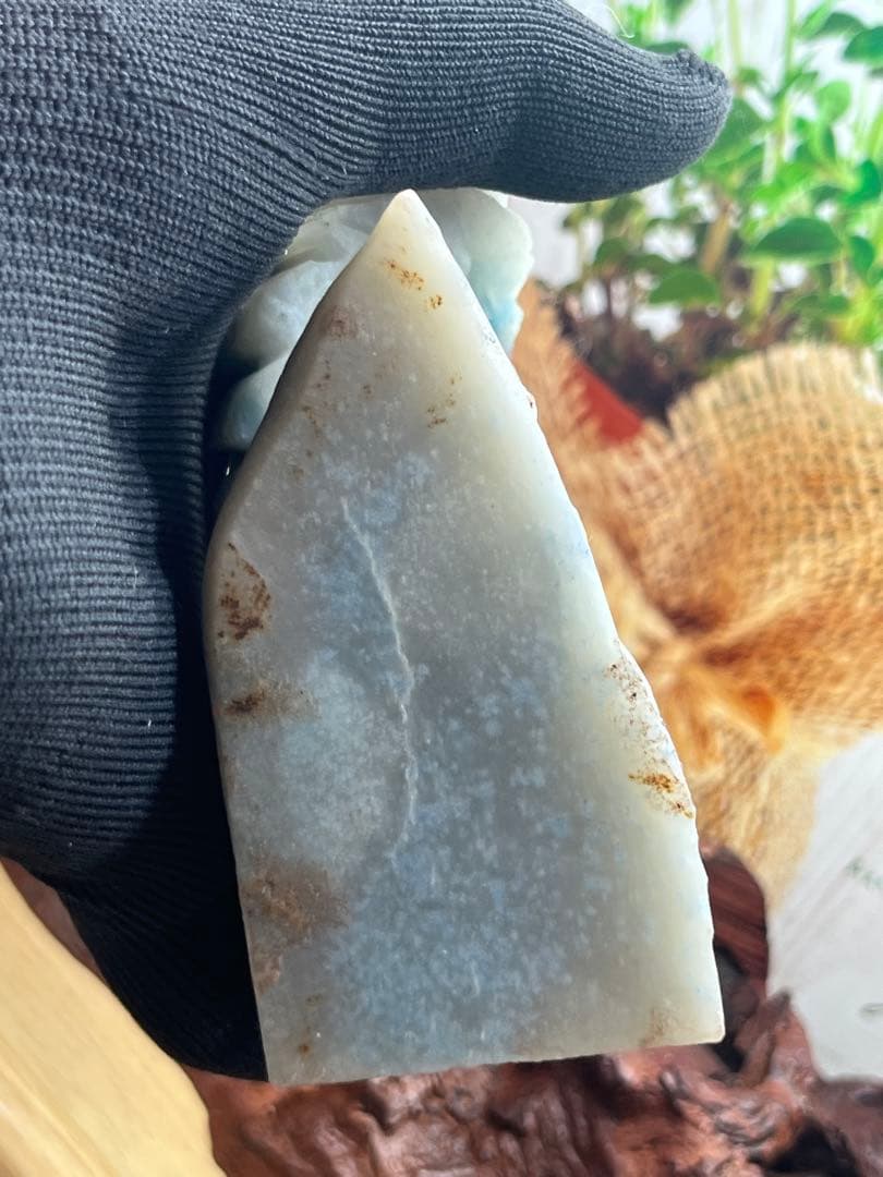 天然石　トロレアイト　カービング鷹　オーダー台座付き　大きな彫刻No.891