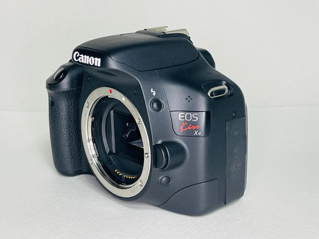 ショット数3140回 Canon EOS Kiss X4 デジタル一眼レフカメラ