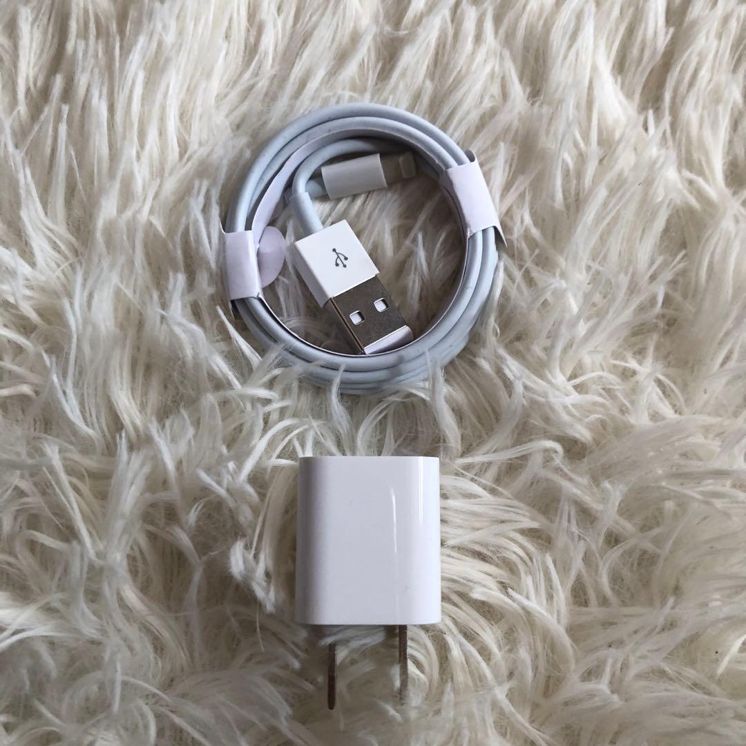 【即購入OK】iPad 第8世代 セルラーモデル【極美品】 #77 【付属品】