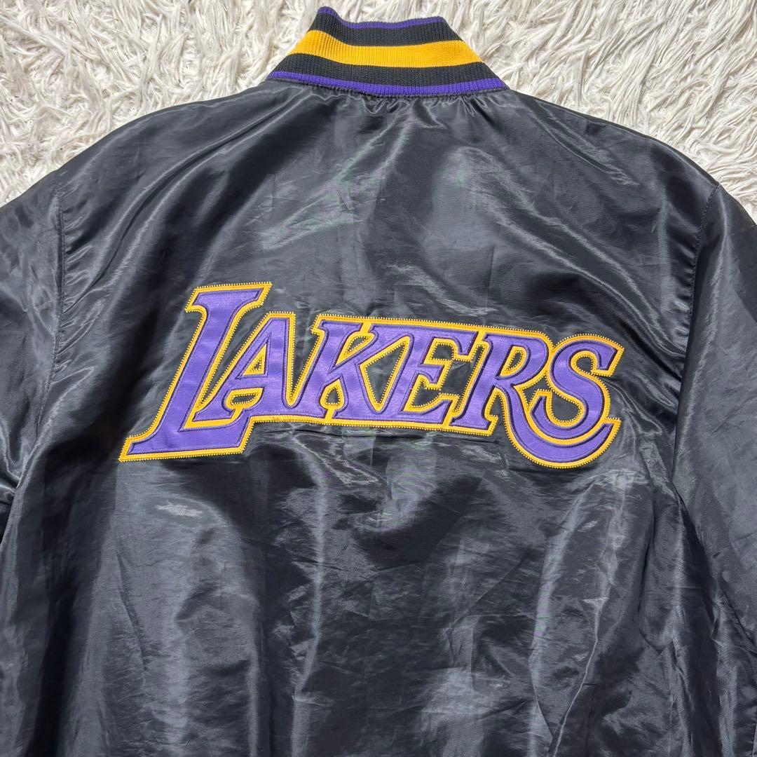 み様　NBA G-III LAKERS レイカーズ　スタジャン　デカロゴ　黒　L