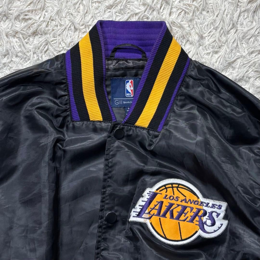 み様　NBA G-III LAKERS レイカーズ　スタジャン　デカロゴ　黒　L