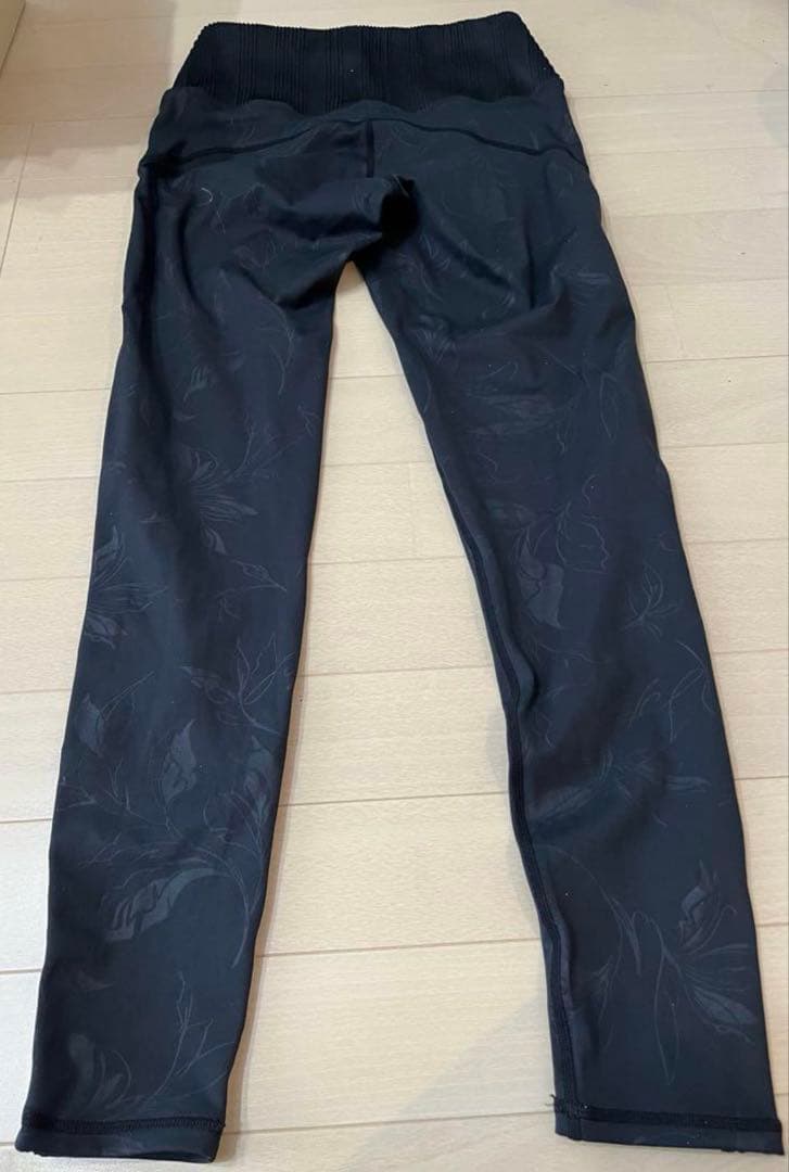 SUKALA トップスMサイズレギンスSサイズ ブラック