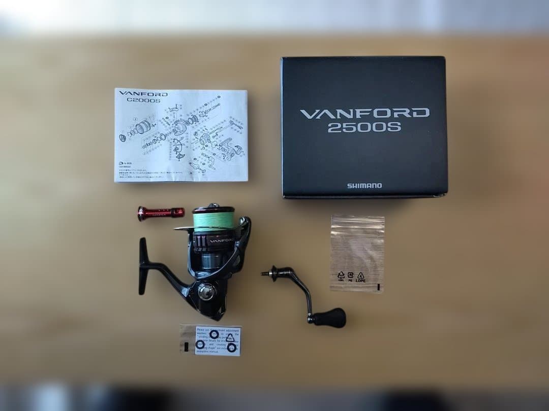 シマノ　20ヴァンフォード2500S　【美品】