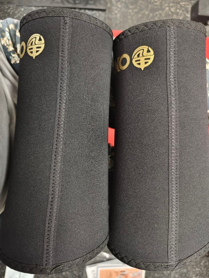 鬼プロS級品 ONI プロ系ニースリーブ 膝の保護 サポーター スクワット L