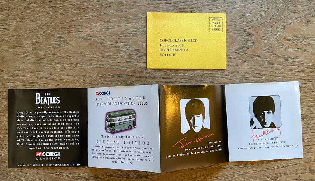 THE BEATLES COLLECTION ロンドンバス