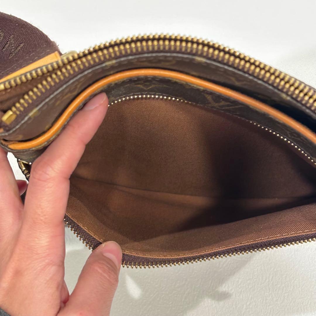 ルイ・ヴィトン　ポシェット・ヴァルミー　モノグラムキャンバス