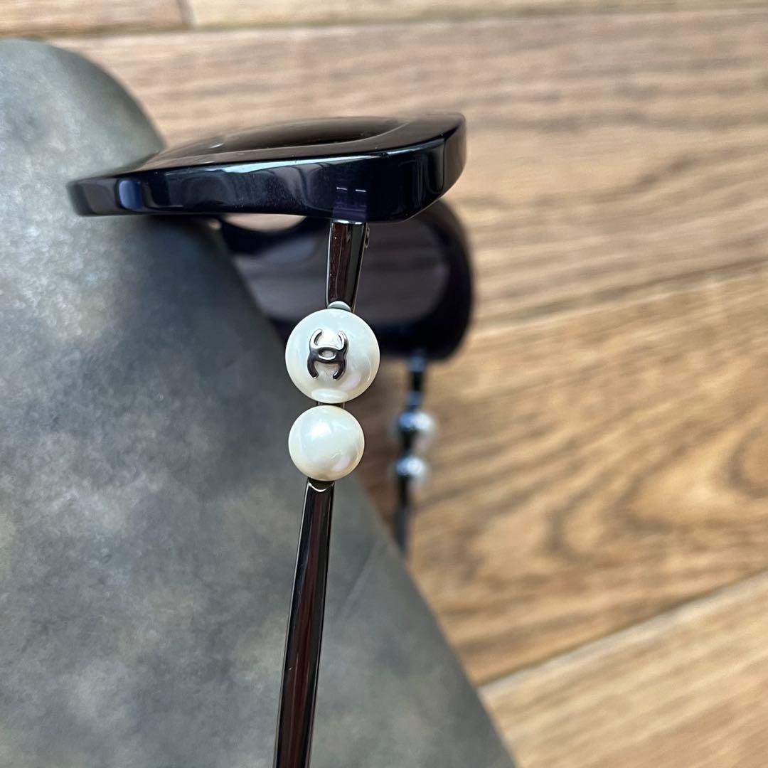 【CHANEL 】ブラック パール付きサングラス 美品　珍しい　CH5340H