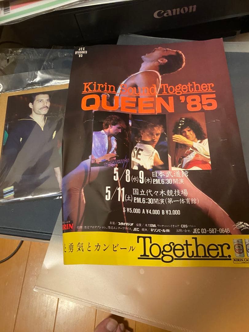 超貴重 Queen（本物サイン）1985年日本武道館来日時のサインと写真パネル！