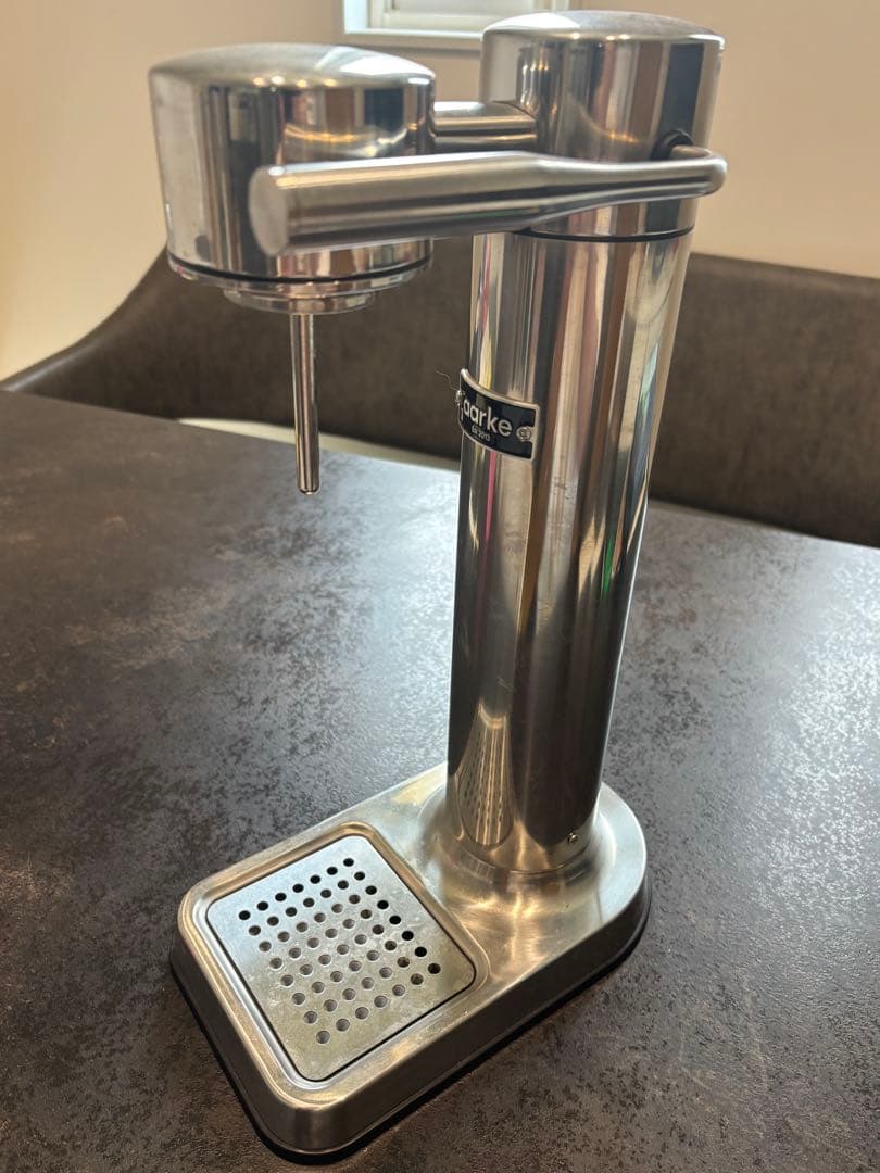 Aarke 手動式炭酸水メーカー