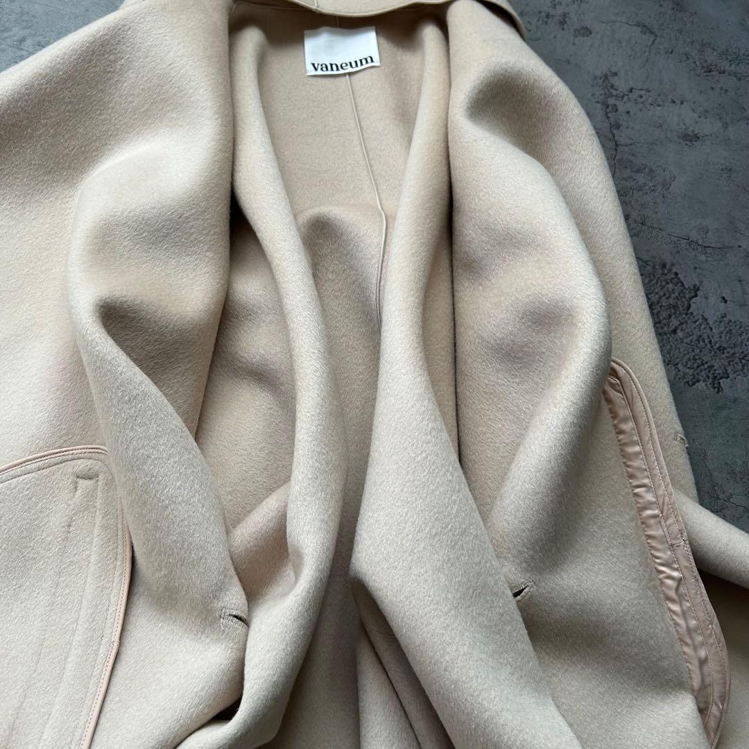 極美品 Vaneum クロークフーディポンチョコート ライトベージュ