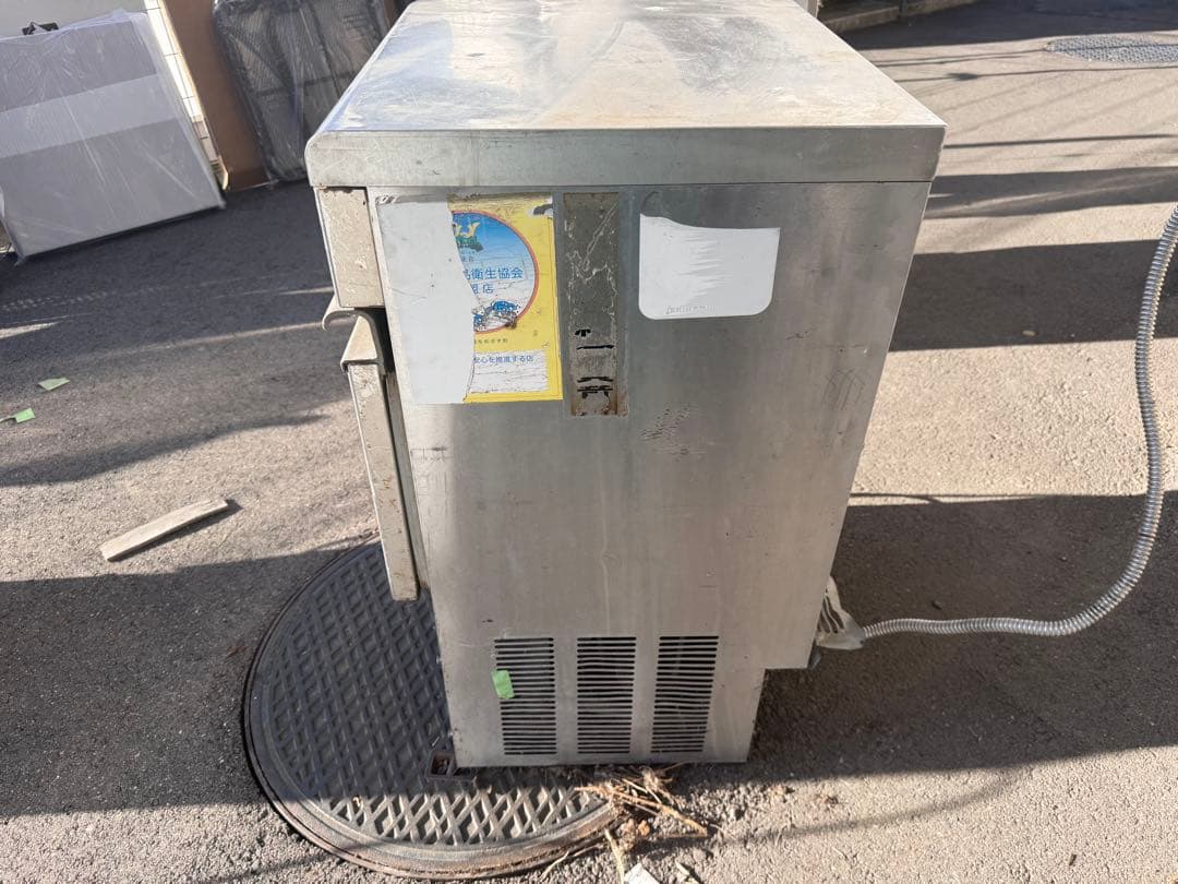 フクシマ 35L 製氷機 ジャンク品　店舗用品　厨房機器