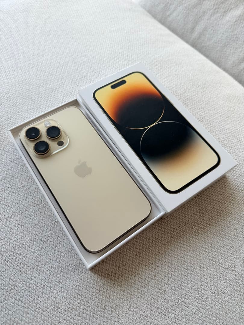 【極美品】Apple iPhone 14 Pro 1TB ゴールド 本体