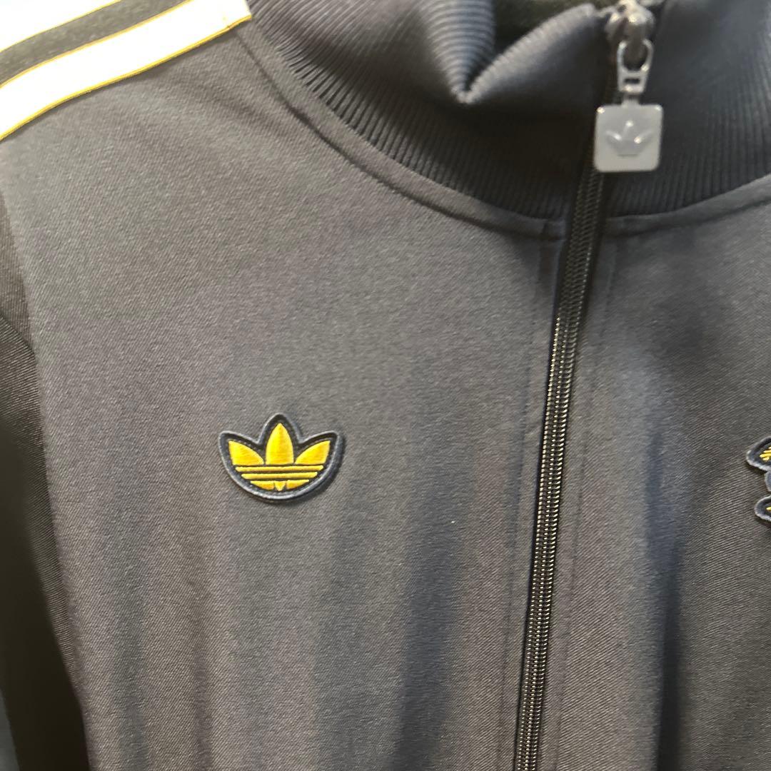 adidas トラックジャケット Mサイズ
