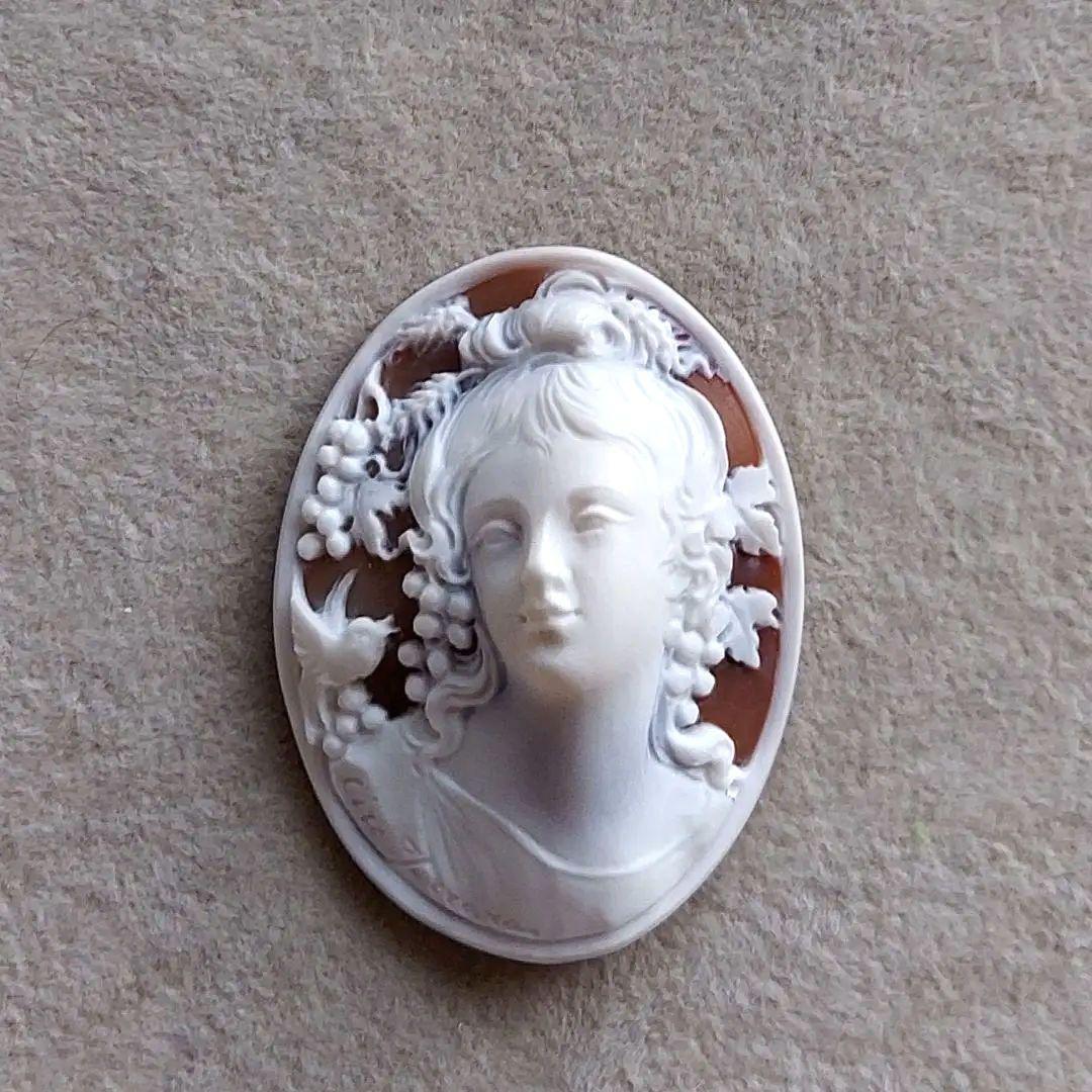 女性と小鳥　シェル　カメオ　ルース