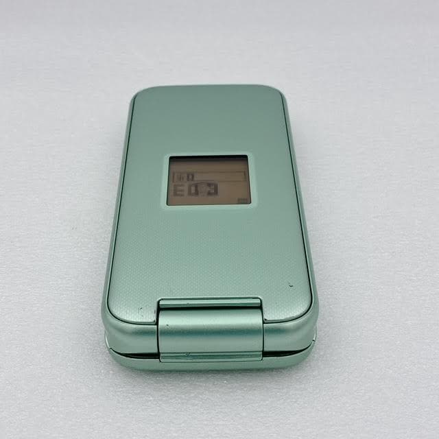 【良品】docomo らくらくホン 8GB ミントグリーン フィーチャーフォン