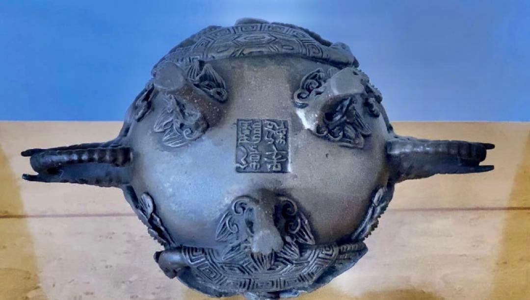 中華街名家　香炉唐金中国 乾隆年製1740年頃　象鼻耳獅子摘蓋透彫蓋獅子三足