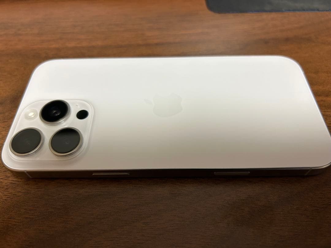 【ジャンク品】iPhone16ProMax 256GB ホワイトチタニウム