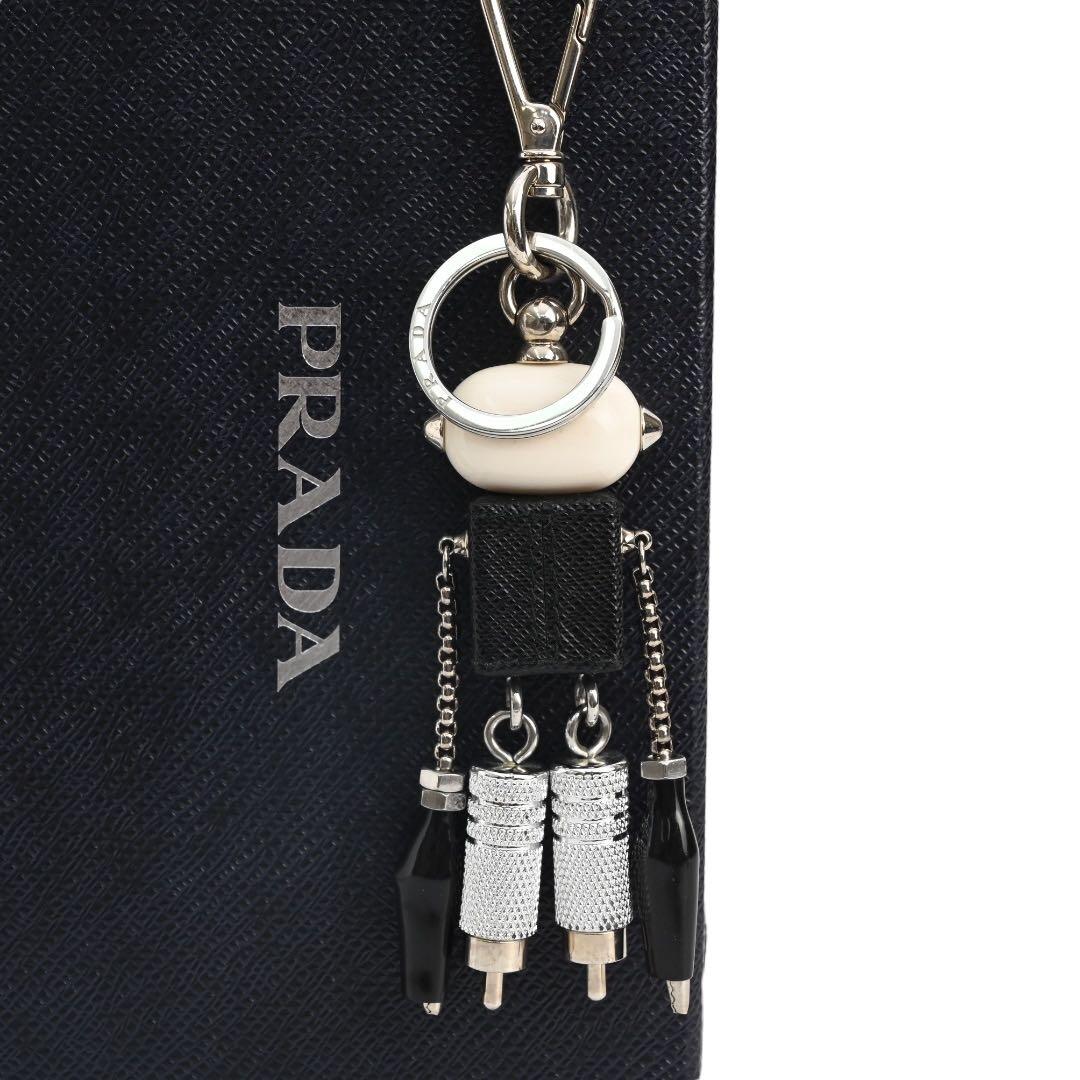 【極美品】プラダ　ロボット　キーホルダー　キーリング　ストラップ　サフィアーノ