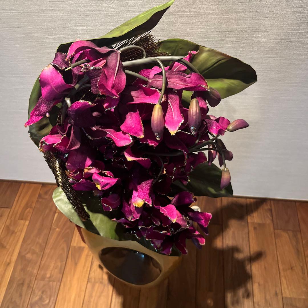 造花（高さ約115㎝幅約40㎝）