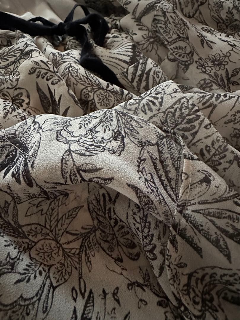 BEARDSLEY ガウチョパンツ　スカート見え　シフォン生地