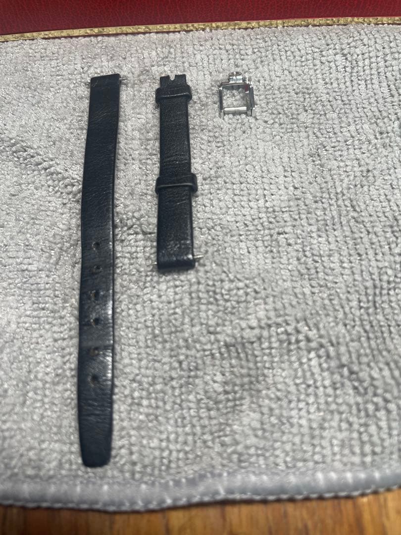 OMEGA 手巻き　正確稼働　オニキスリュウズ　裏蓋シール　純正尾錠・ベルト・箱