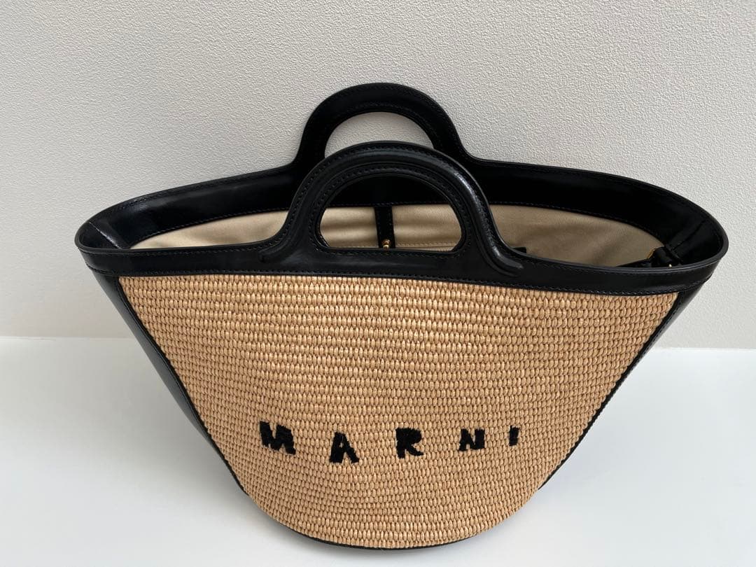 未使用に近い　MARNI マルニ　TROPICALIA BAG SMALL