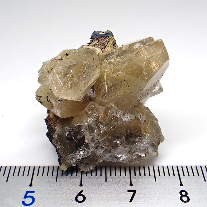 【ブラジル産】ルチルオンヘマタイトインクォーツ