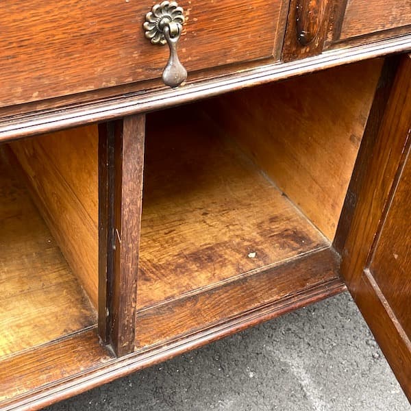 イギリスアンティーク　ミラーバックサイドボード　キャビネット　リビングボード