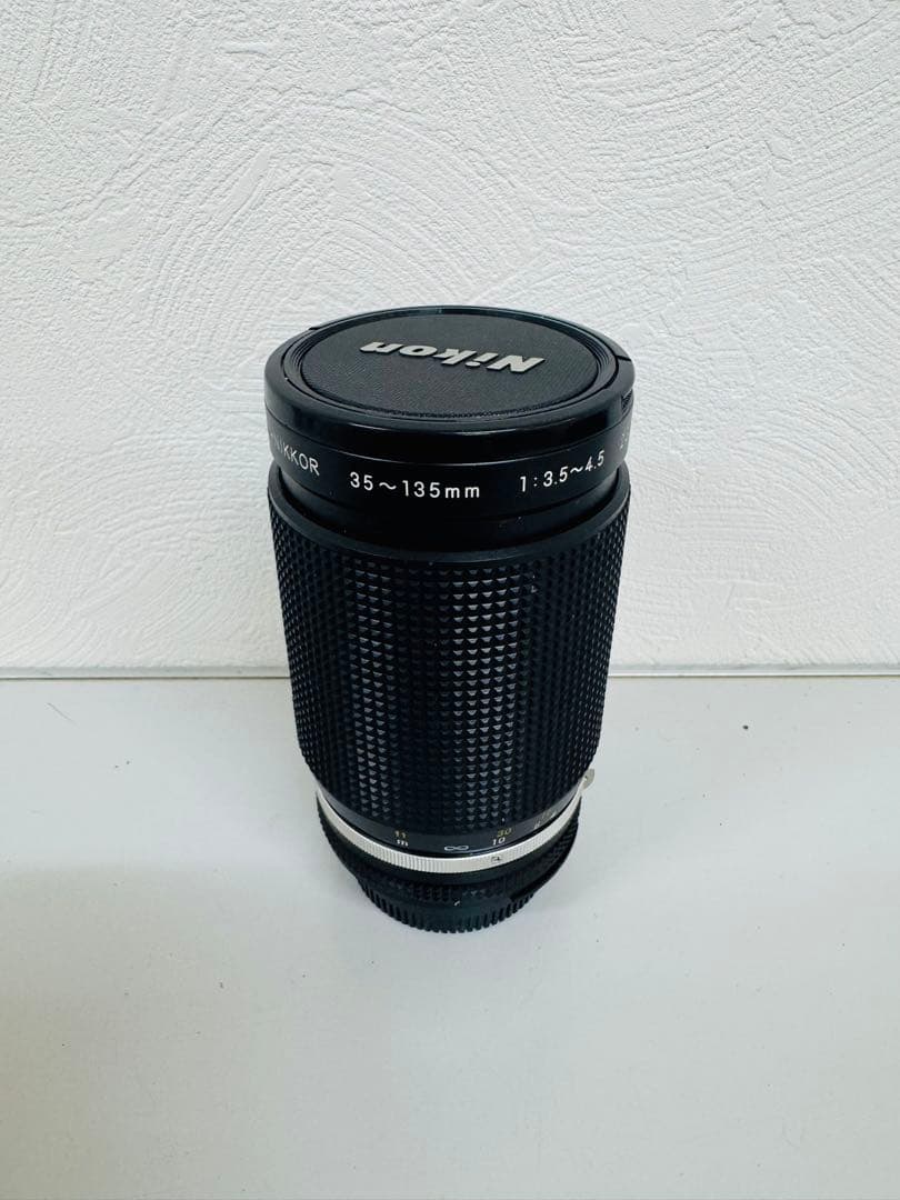 Nikon FM フィルム一眼レフカメラ　ズームレンズ2個付き　まとめ売り