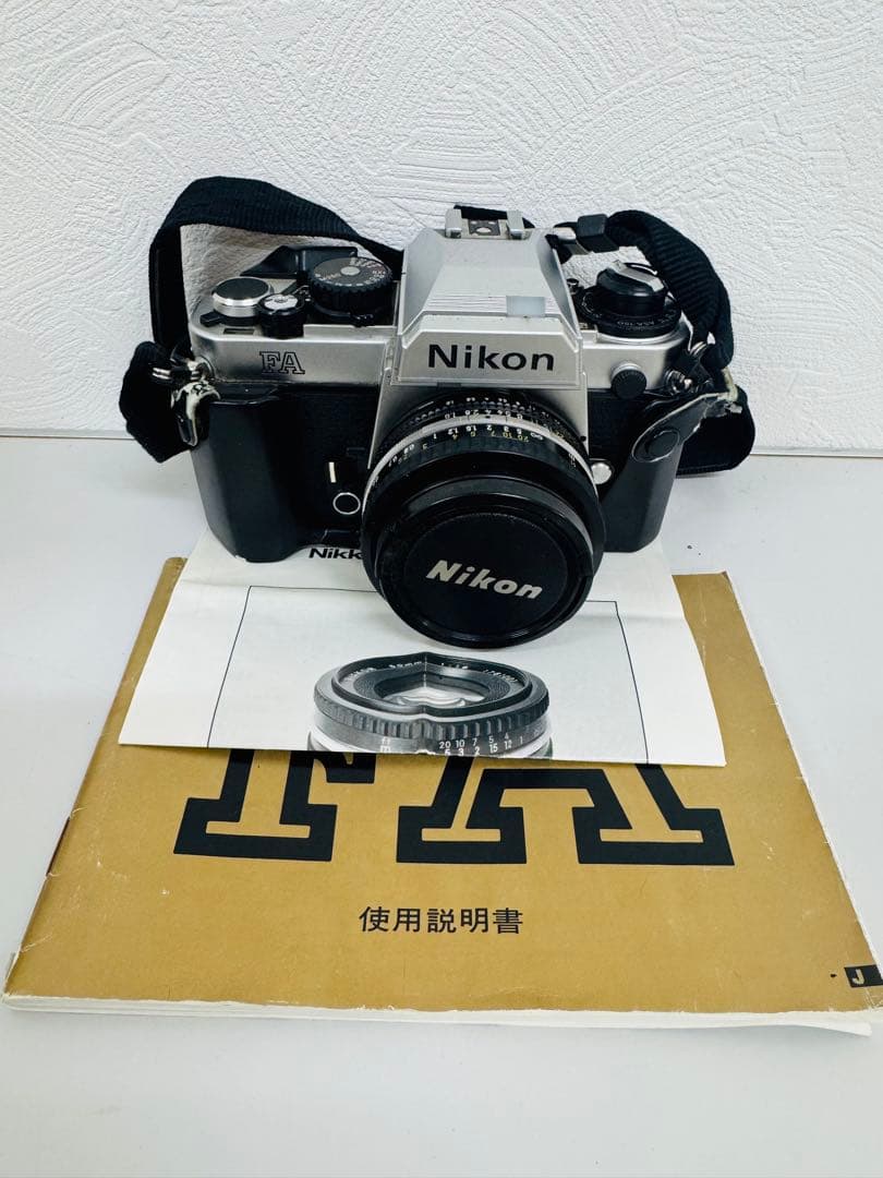 Nikon FM フィルム一眼レフカメラ　ズームレンズ2個付き　まとめ売り