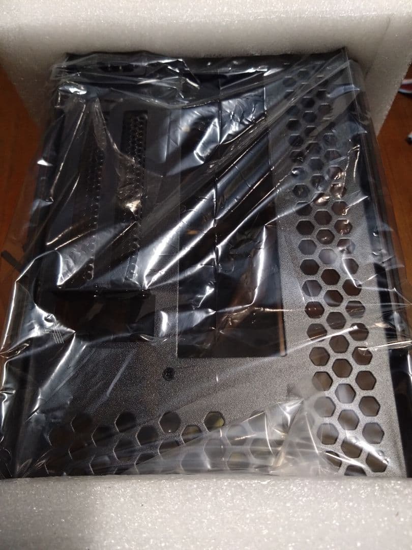 RAIJINTEK OPHION EVO ミニITXケース