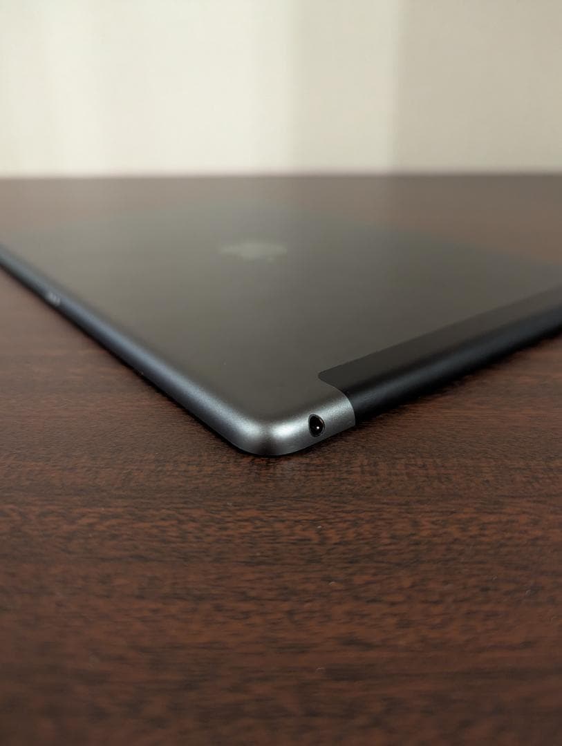 iPad 第7世代 32GB セルラー SIMフリー 実用性重視