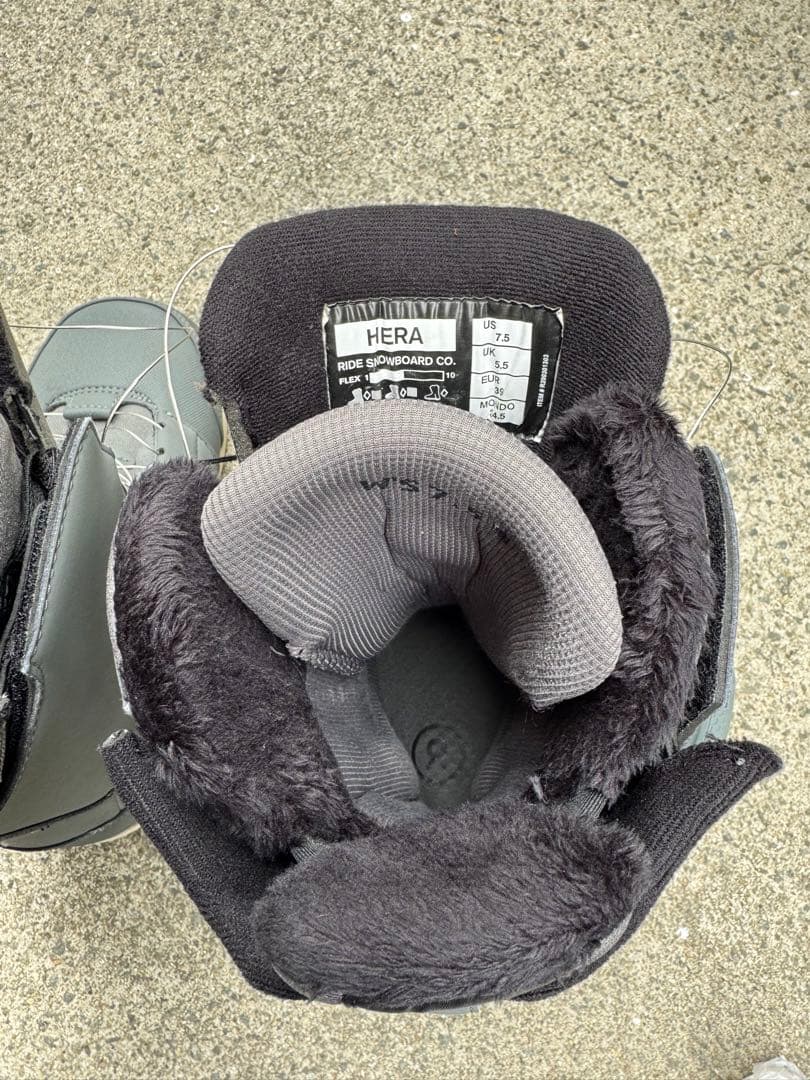 ピヨンヌ　ride HERA スノーボード ブーツ