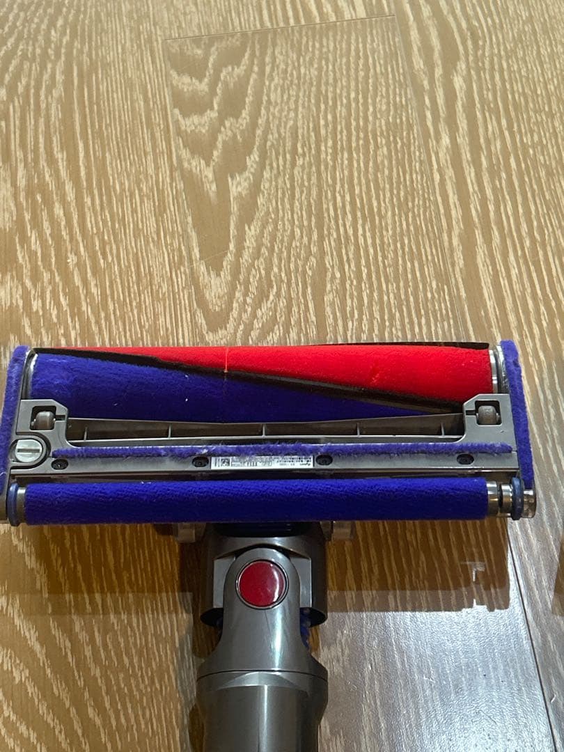 【即日発送】ダイソン V8 Absolute スタンド・付属品完備