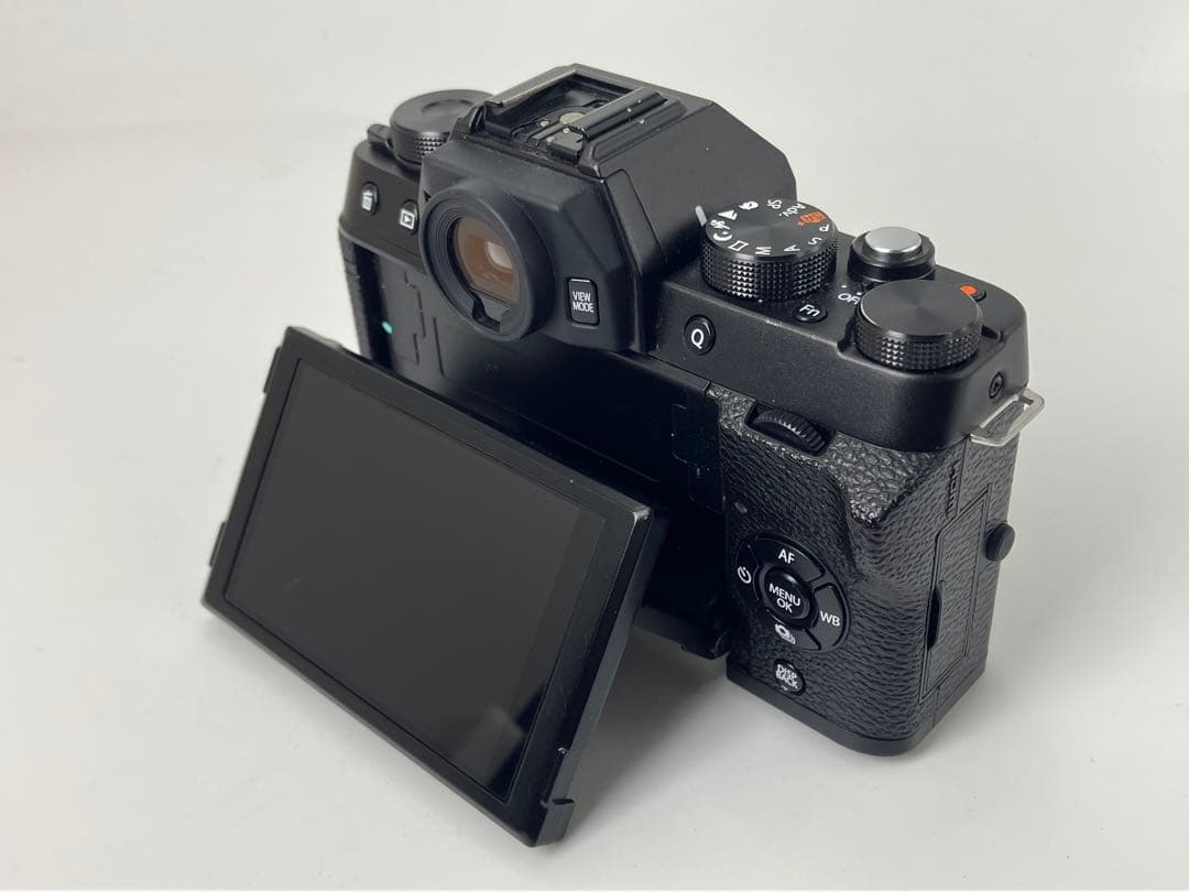 【返品保証・動作確認済】FUJIFILM X-T100 ダブルズームレンズキット