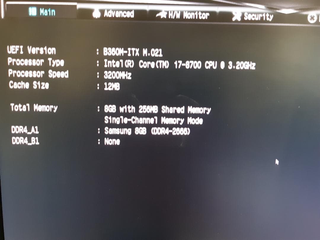 INTEL i7 8700 第8世代・6コア12スレッド