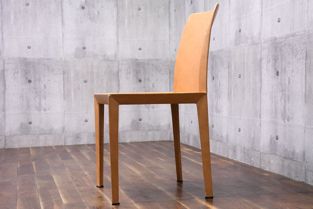 EEK123 イタリア最高峰 ポルトローナフラウ ローラ ダイニングチェア