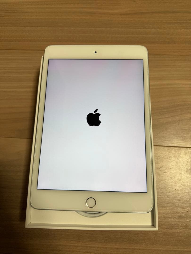 iPad mini 5 Wi-Fi 64GB - シルバー [整備済製品]