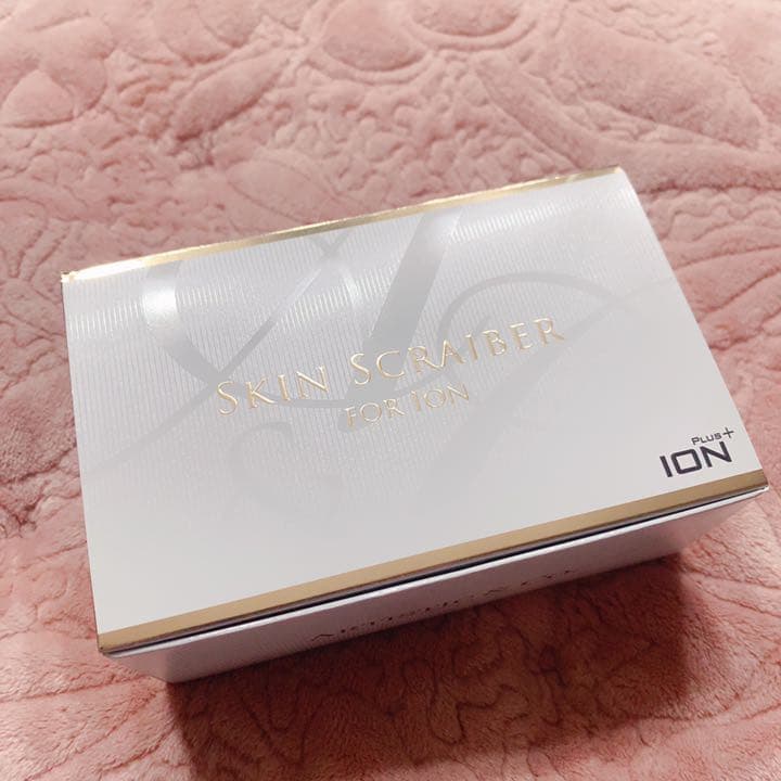 新品ARTISTIC&COスキンスクライバー美顔器サクラピンク古い角質を除去する